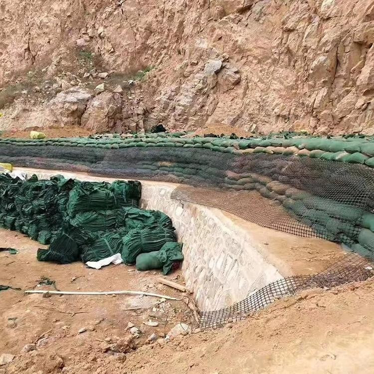 Traditional Slope Greening